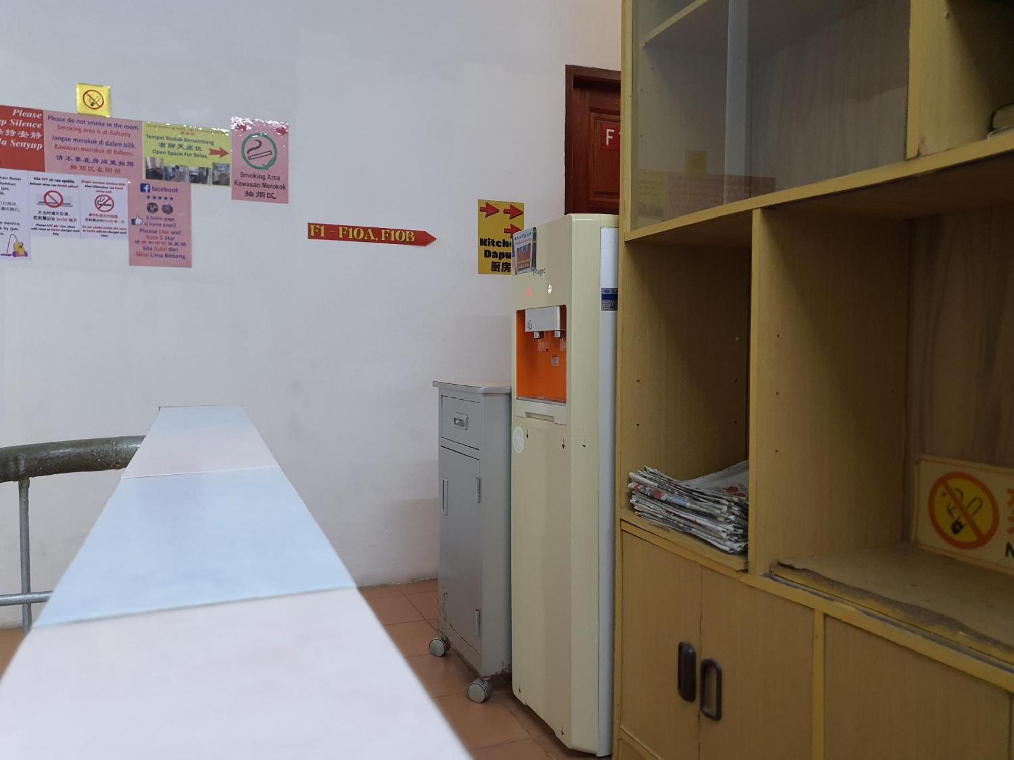 Oyo 90972 Jj Homestay Miri Exterior foto